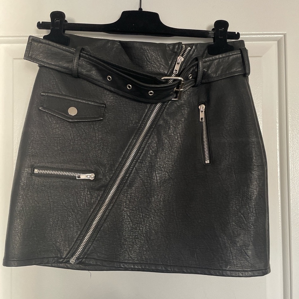 I.AM.GIA moto mini skirt size small black faux leather